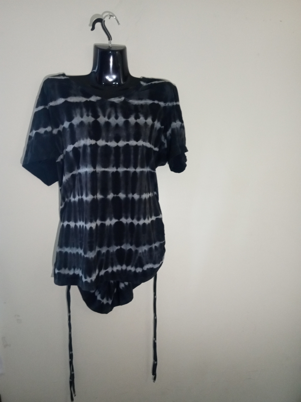 Ruff Hewn Black & White Tie-Dye Short Sleeve Top with Side Ties